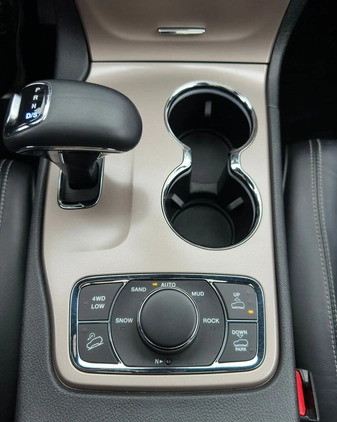 Jeep Grand Cherokee cena 119000 przebieg: 145000, rok produkcji 2015 z Lublin małe 529